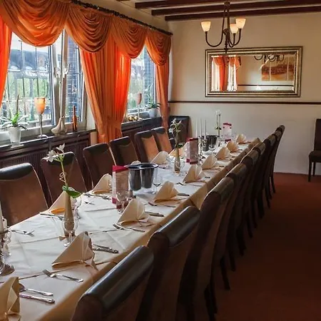 Haus Reuschenberg Отель 3*