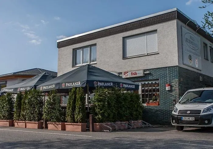 Haus Reuschenberg 3* Leverkusen